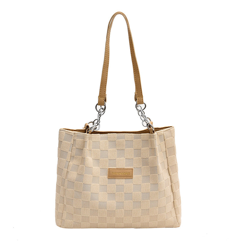Large-capacity women?s shoulder bag