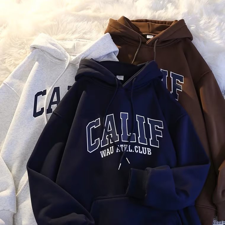Sudadera de vellón con capucha estilo urbano