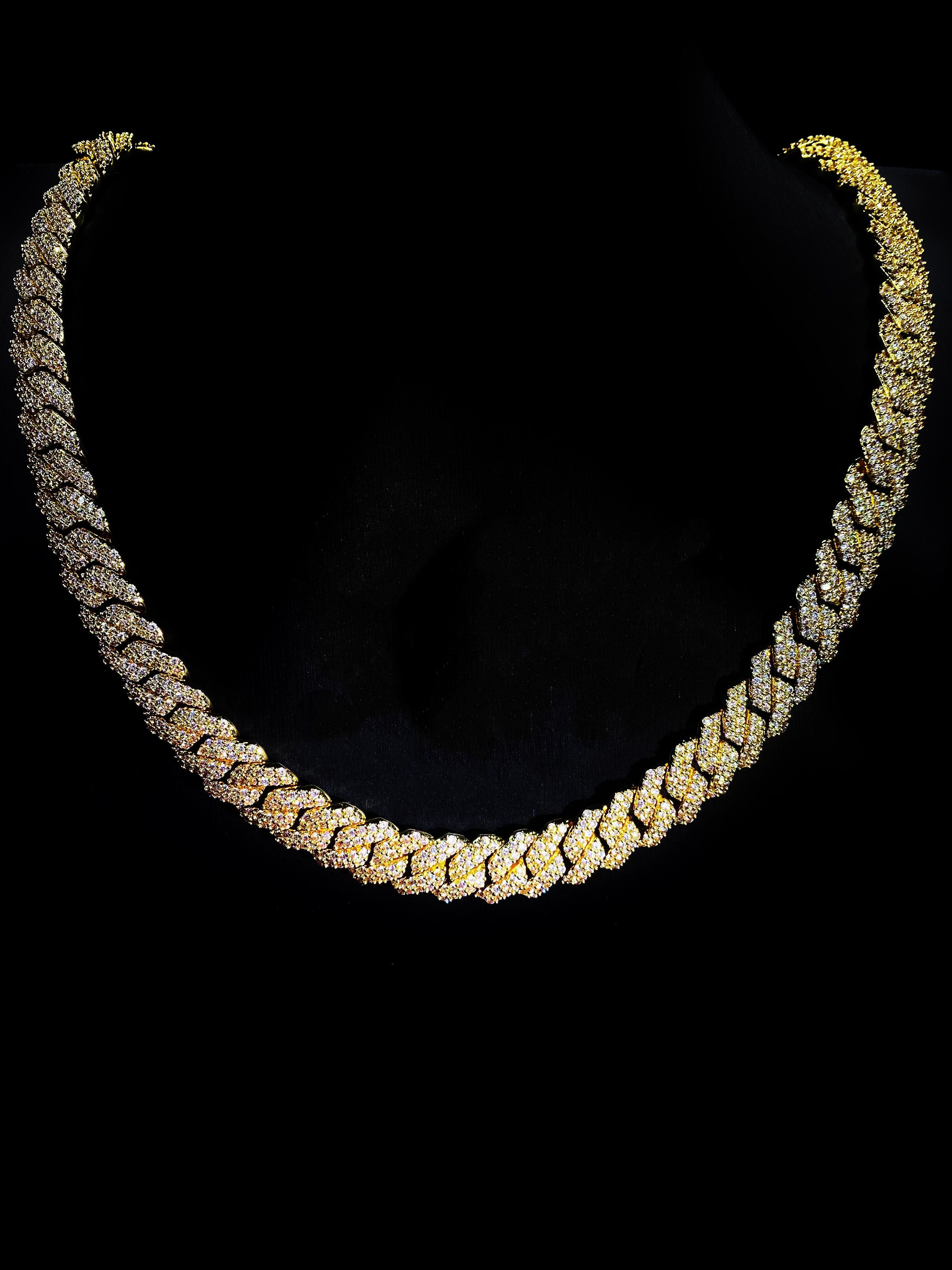 Collar de cadena cubana de diamantes de doble ala