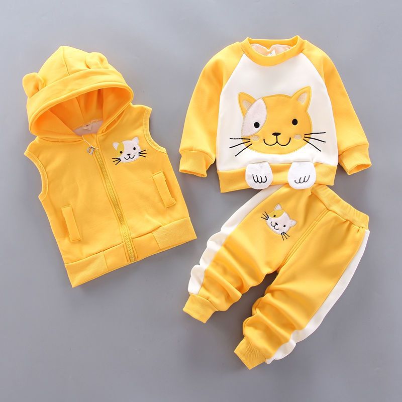 Juego de tres piezas de ropa de primavera para bebés