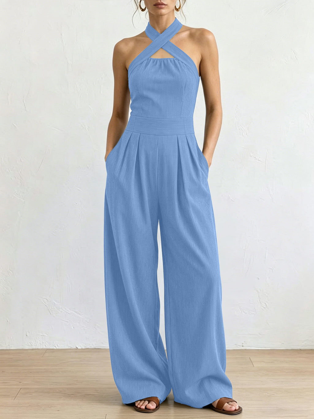 Mono sin mangas con cuello halter