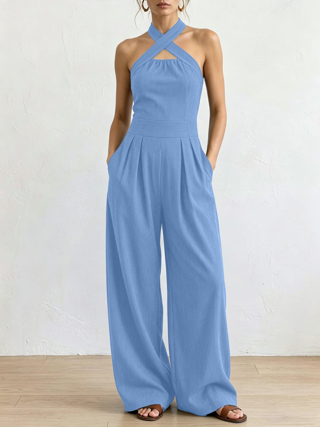 Mono sin mangas con cuello halter
