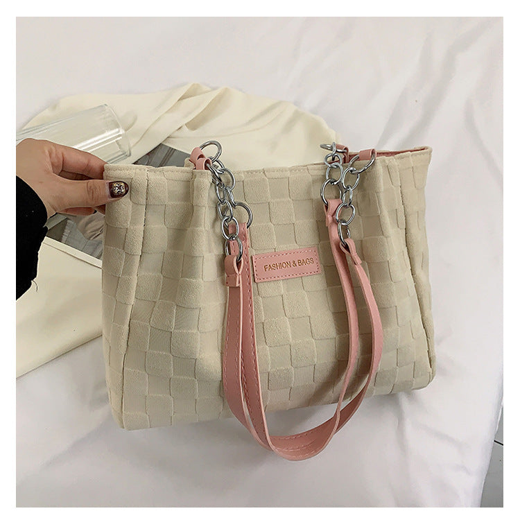 Large-capacity women?s shoulder bag