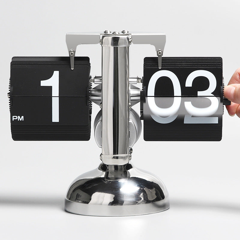 Reloj de escritorio retro automático con movimiento de cuarzo