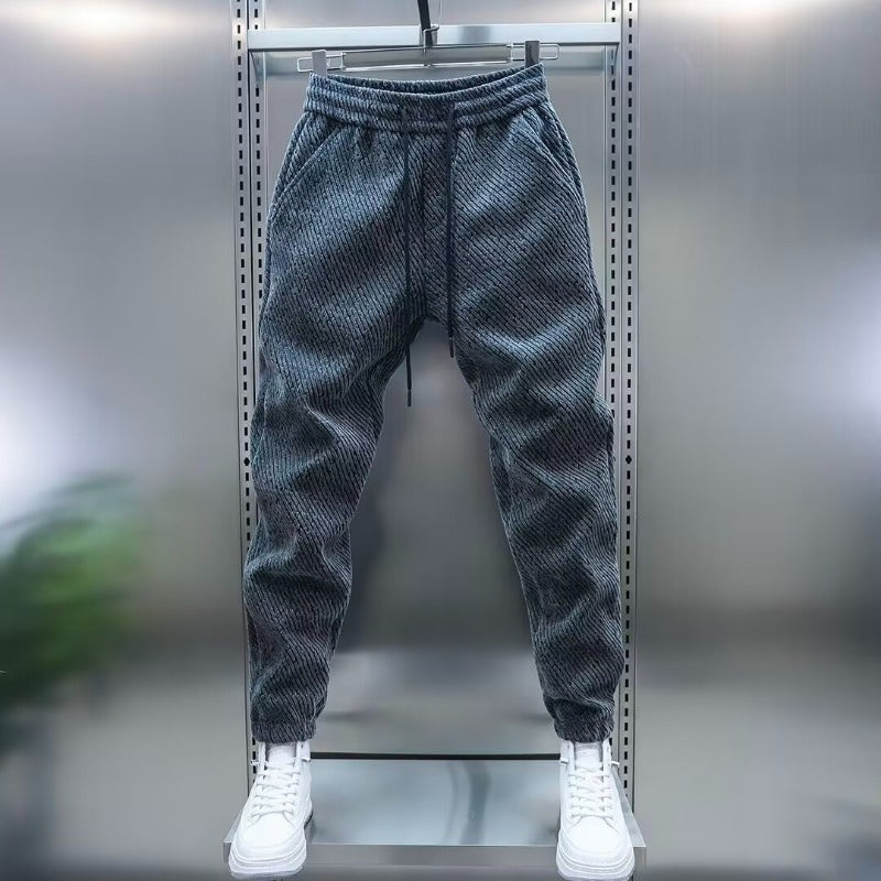 Pantalones casuales de corte holgado a rayas
