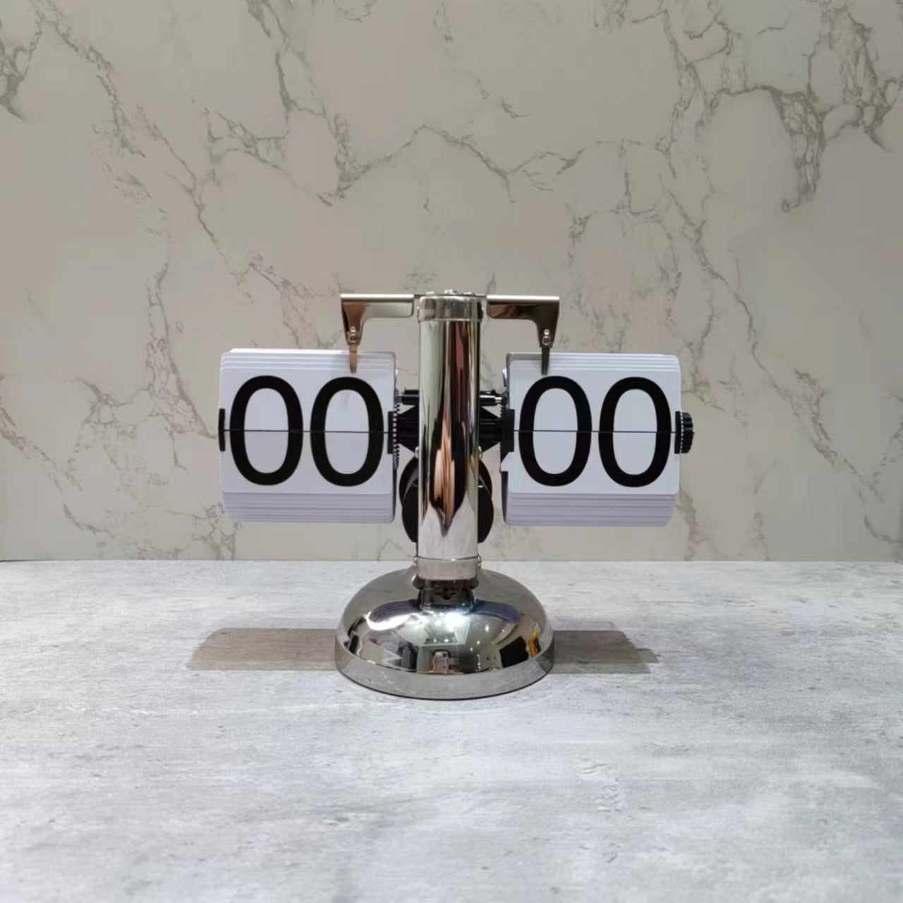 Reloj de escritorio retro automático con movimiento de cuarzo