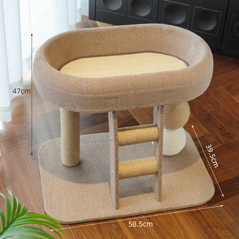 Pequeña torre para gatos