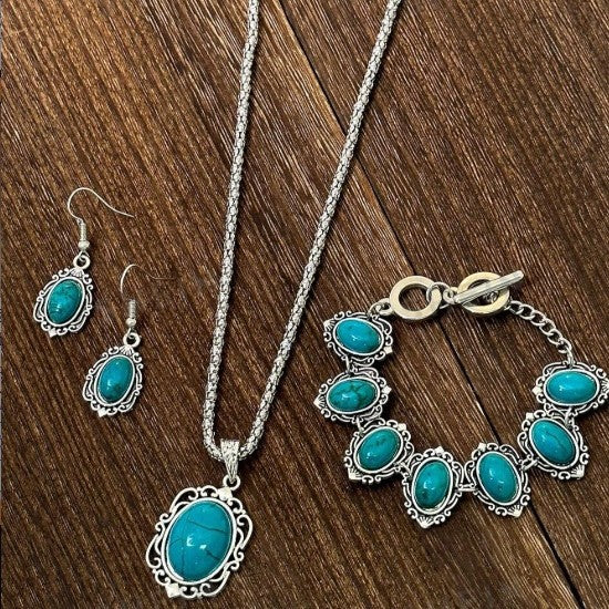 Joyas con pendientes, collar, pulsera
