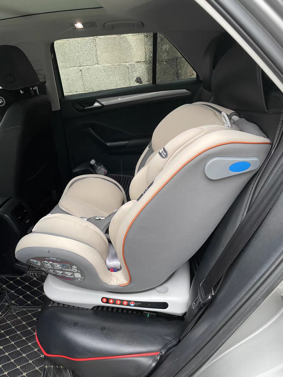 Asiento de seguridad ajustable para niños con Isofix