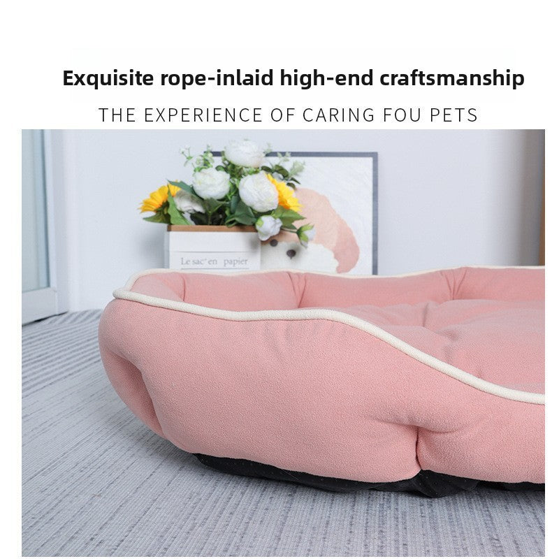 Cama ovalada de gamuza para perros