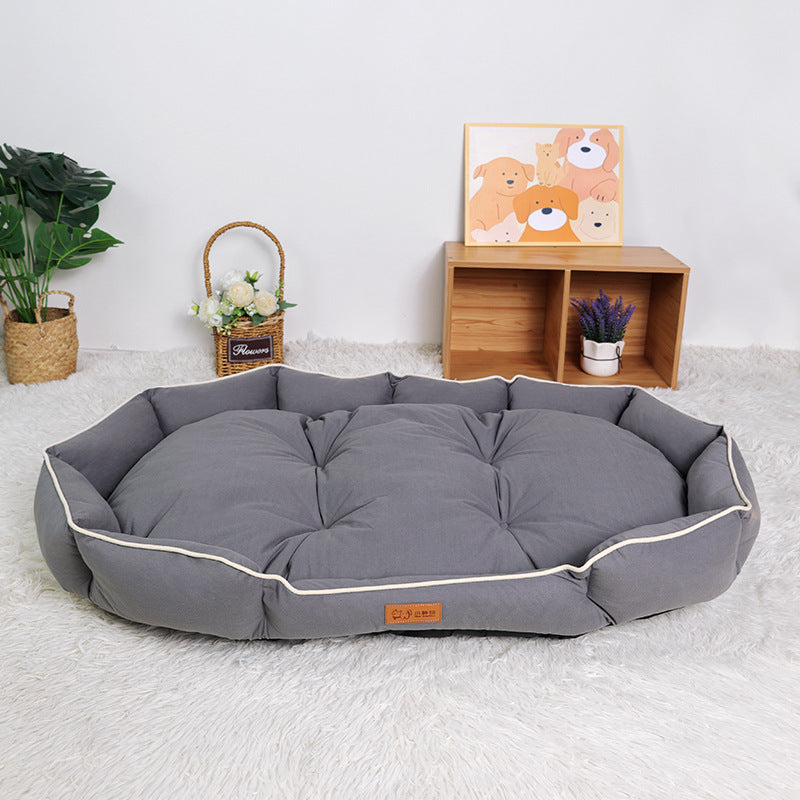 Cama ovalada de gamuza para perros