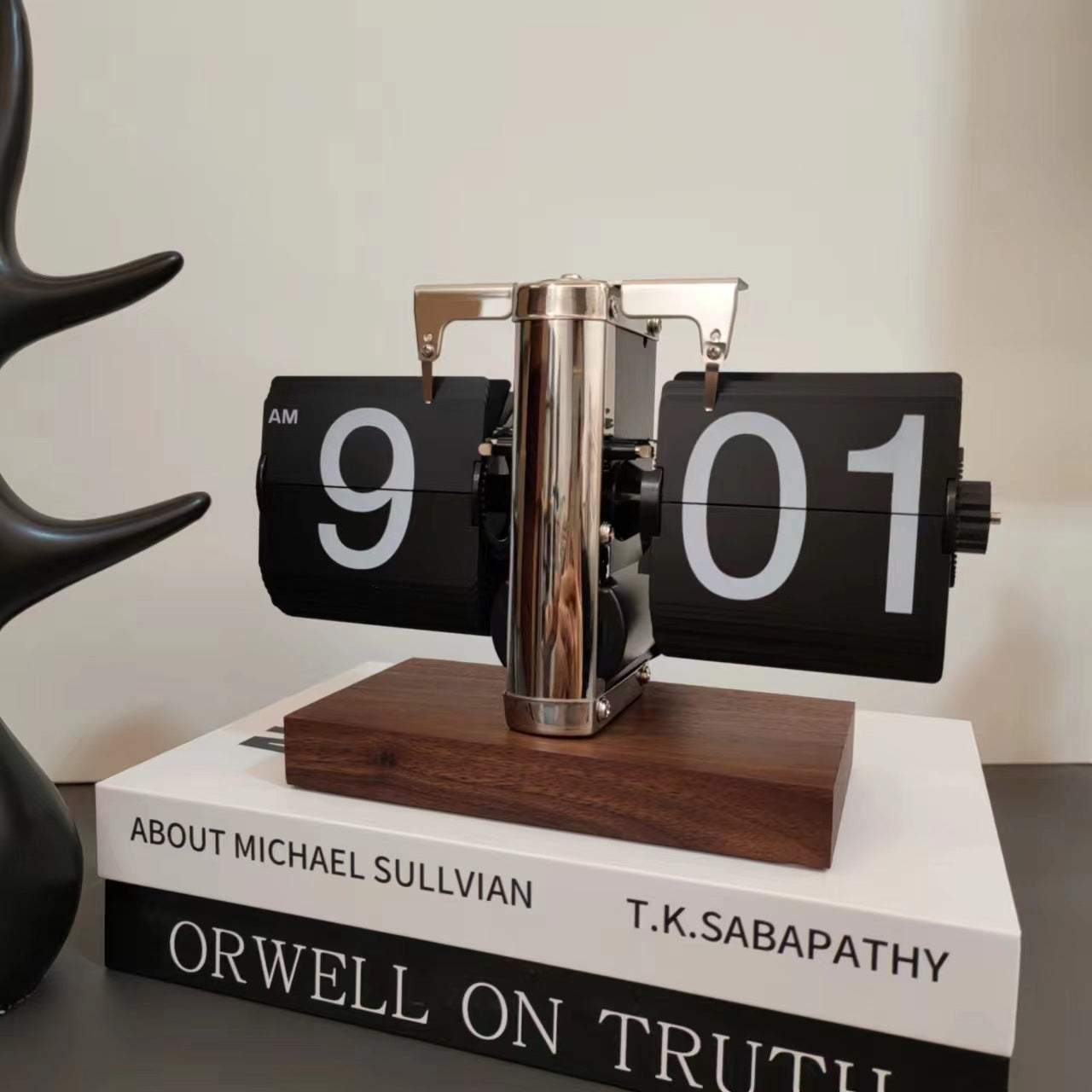 Reloj de escritorio retro automático con movimiento de cuarzo