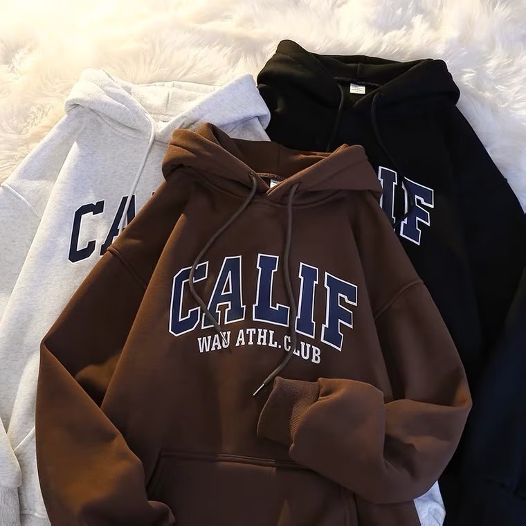 Sudadera de vellón con capucha estilo urbano