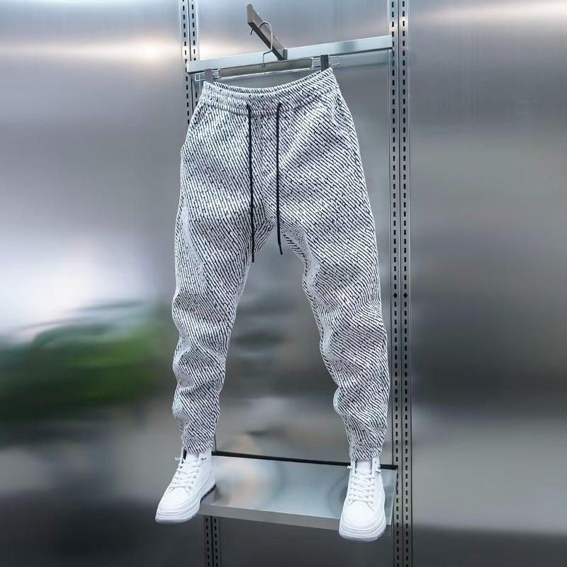Pantalones casuales de corte holgado a rayas