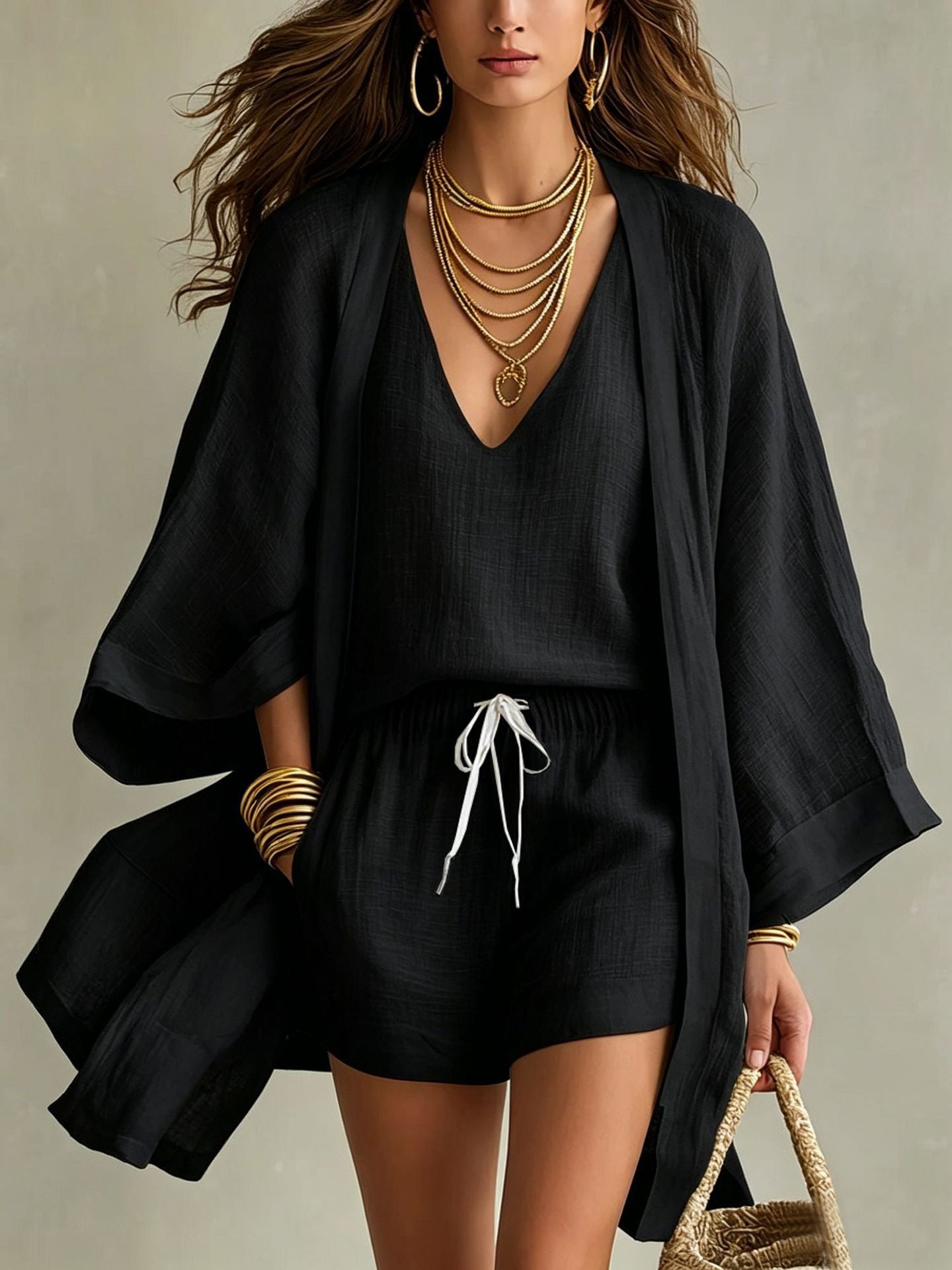 Conjunto: chaleco de lino, cárdigan y pantalones cortos