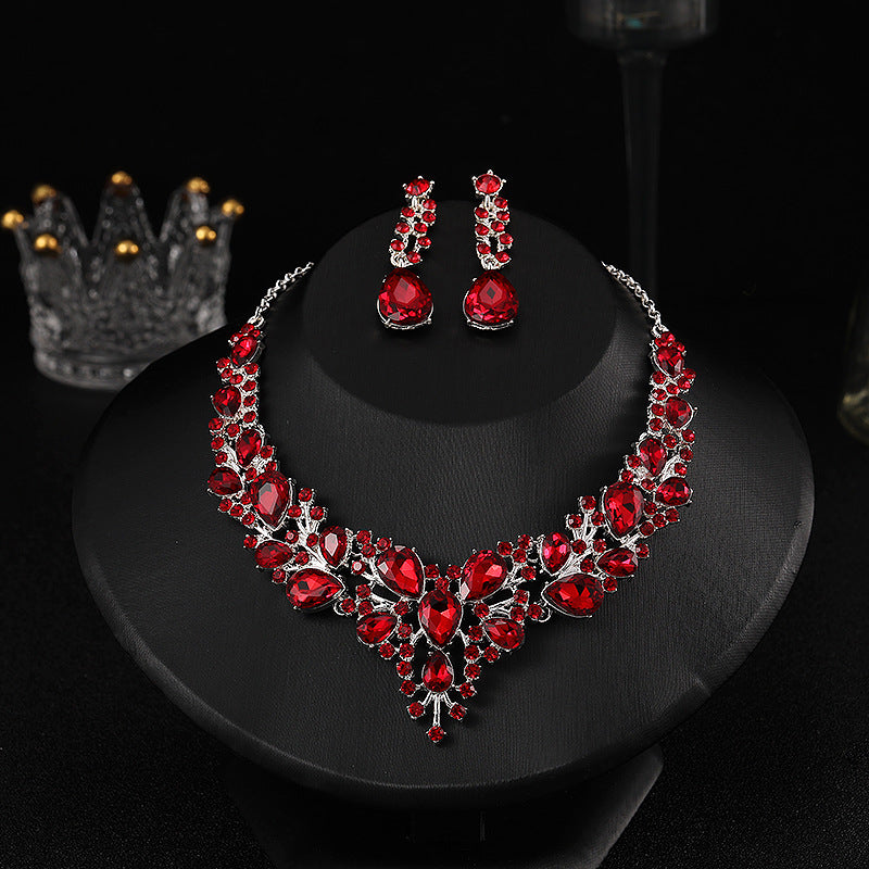 Evening dress accessories