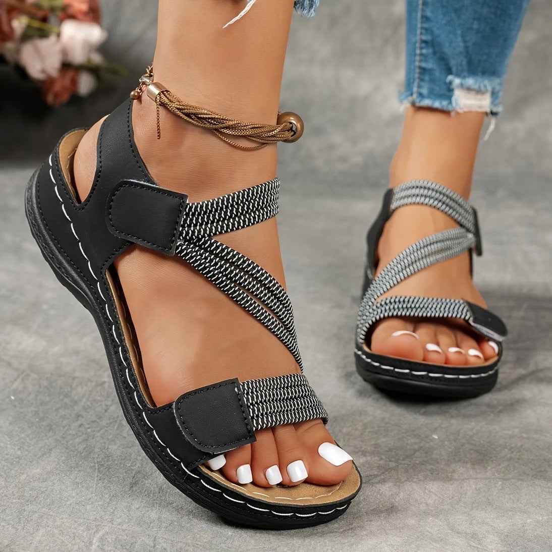 Sandalias casuales con correa de cuña