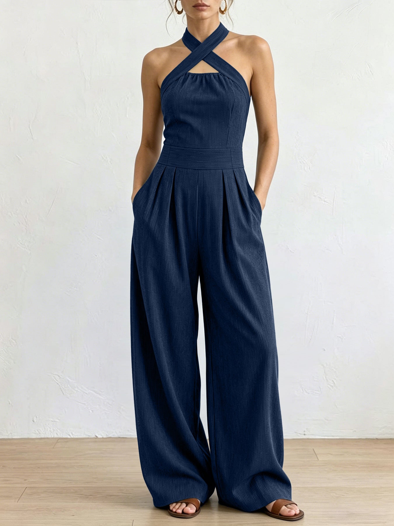 Mono sin mangas con cuello halter