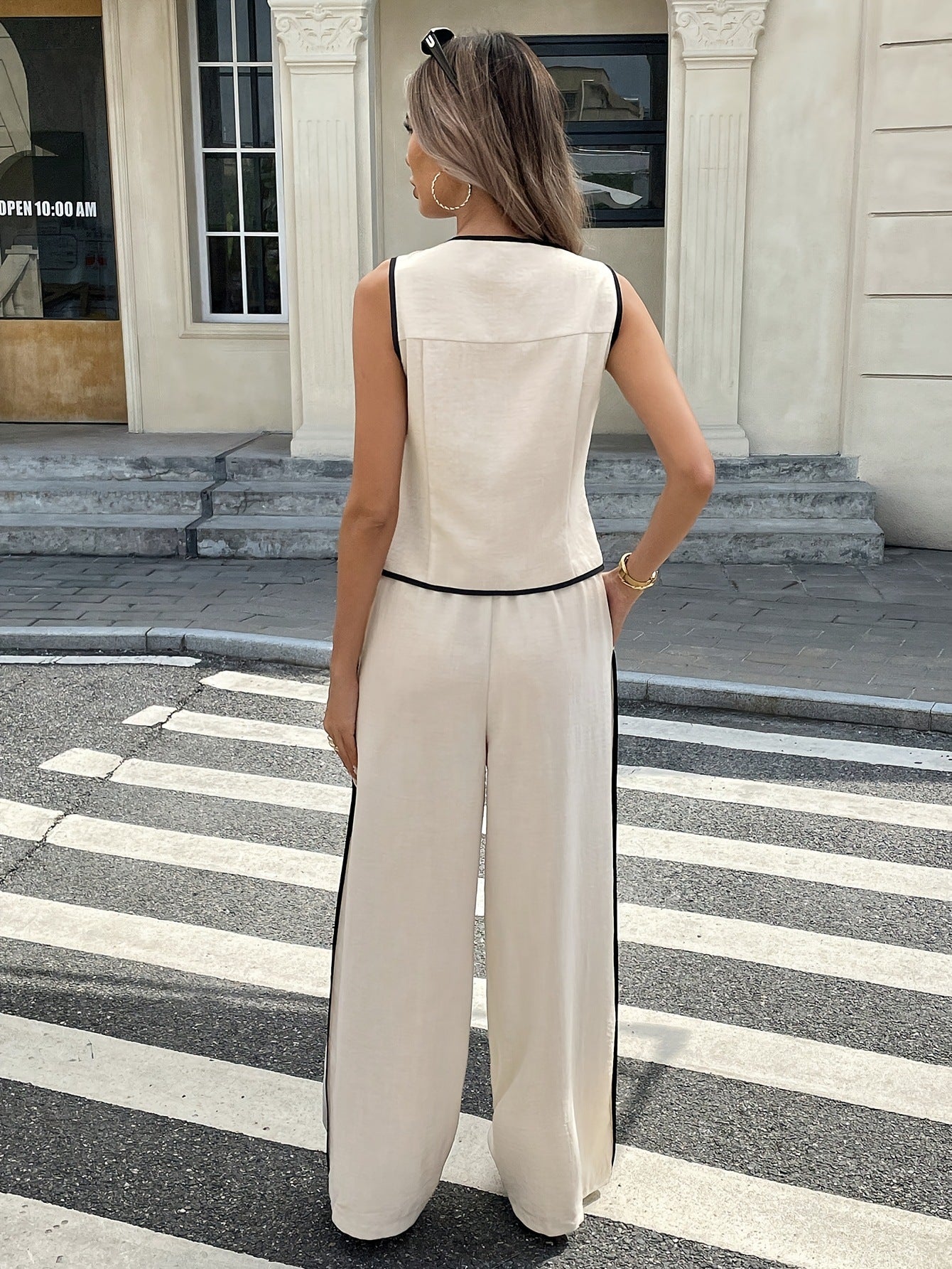 Sleeveless Vest and Drawstring Trousers Set