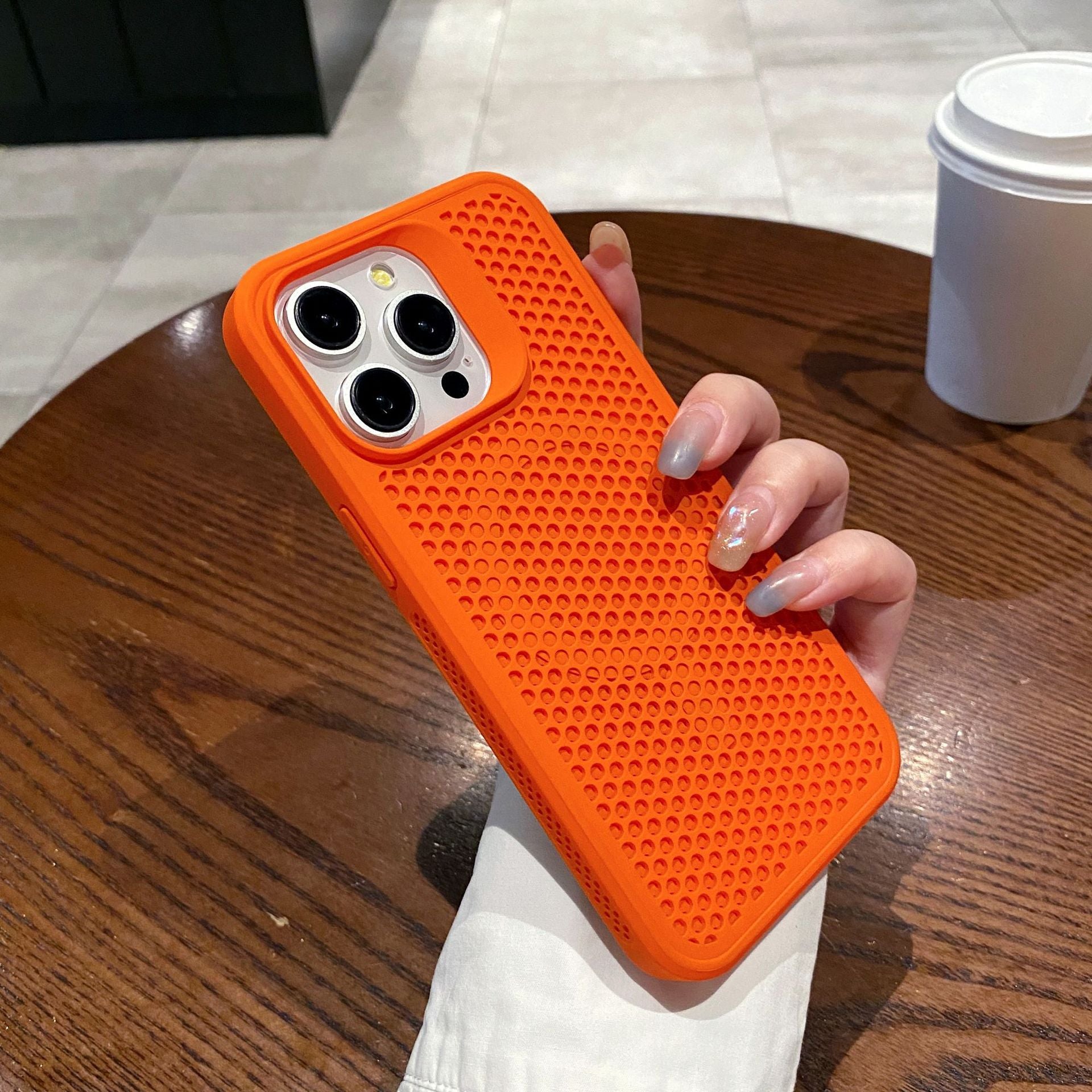 Magnetic Heat Dissipation Phone Case