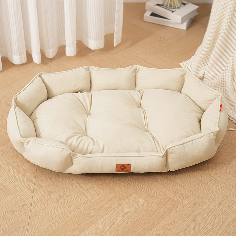 Cama ovalada de gamuza para perros