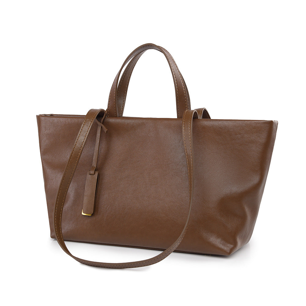 Bolso de hombro de cuero suave