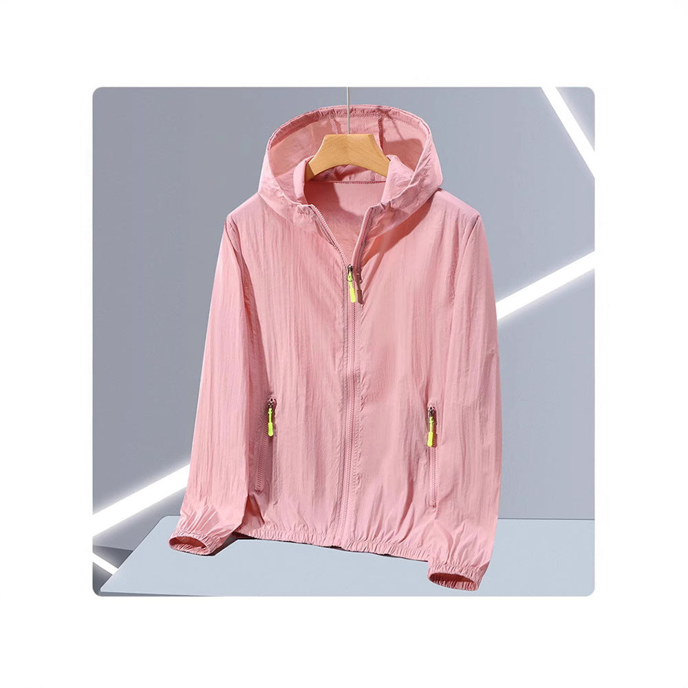 Chaqueta con capucha y protección UV