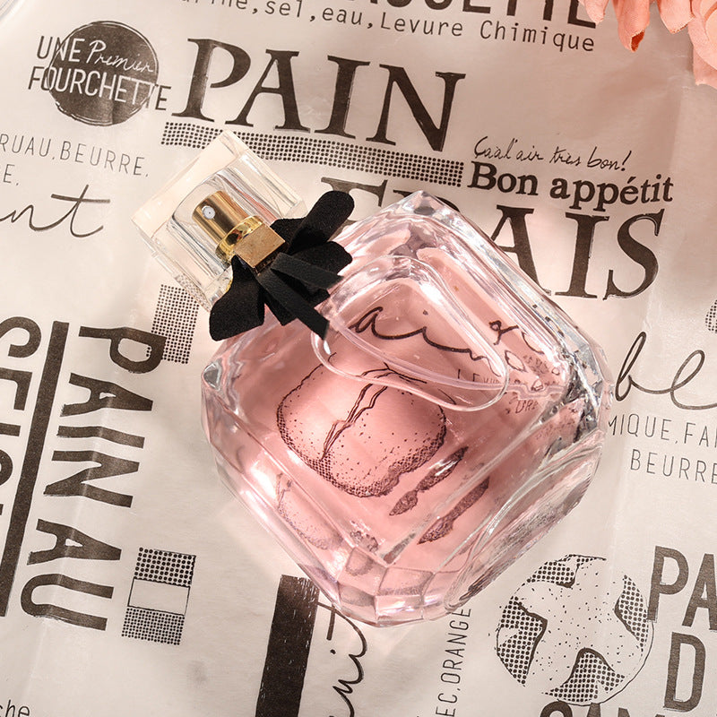 Spray de perfume con fragancia floral
