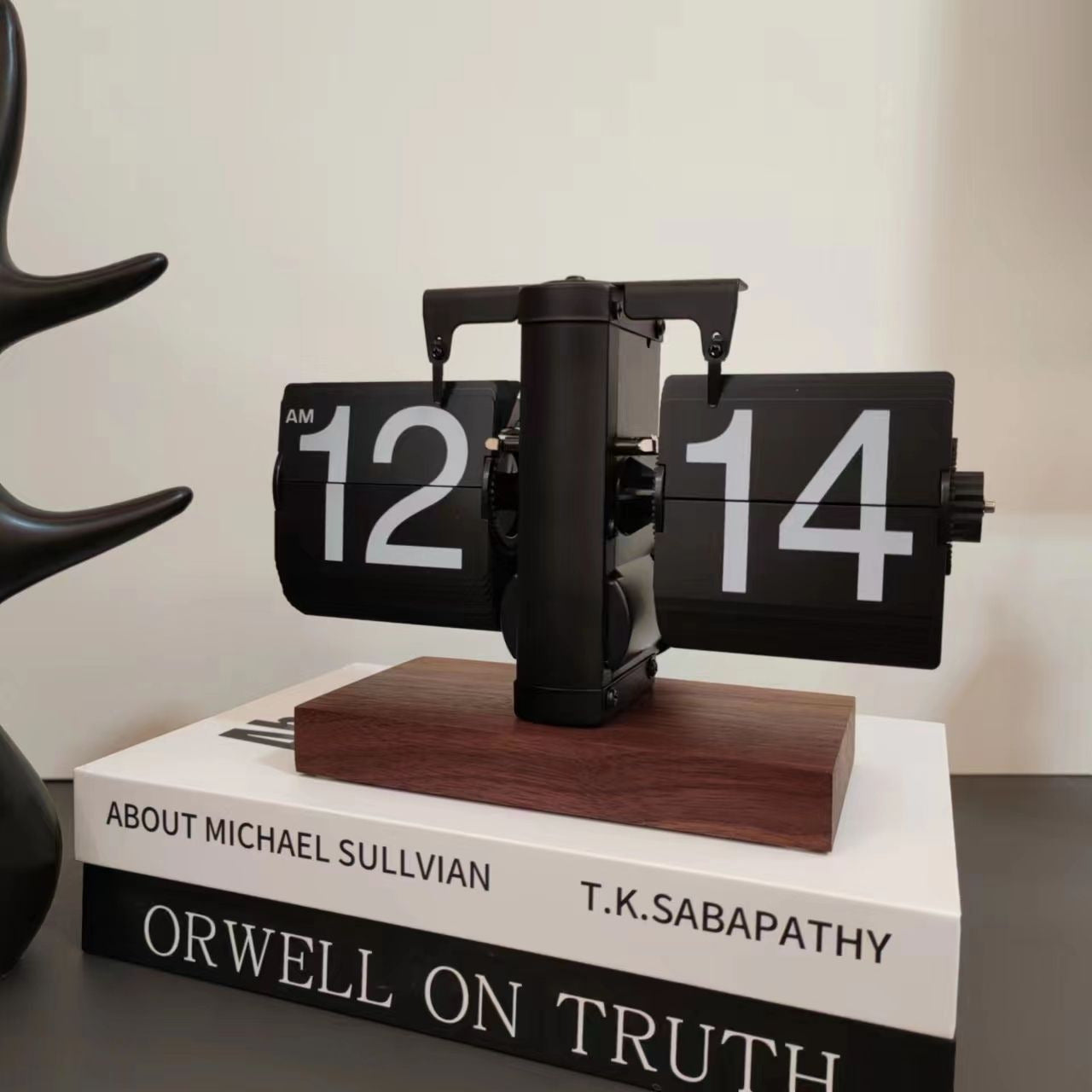 Reloj de escritorio retro automático con movimiento de cuarzo