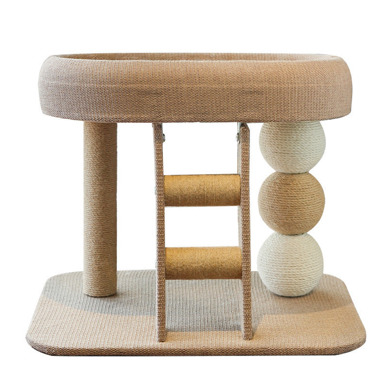 Pequeña torre para gatos